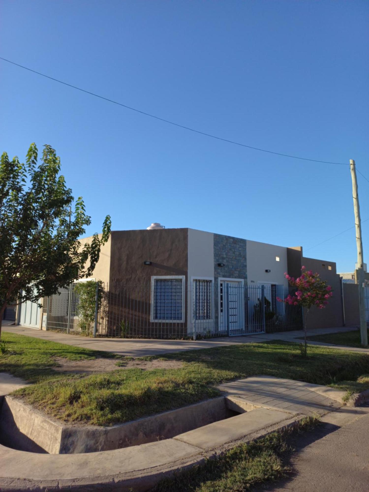 Casa Benielli * San Rafael (Mendoza)